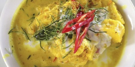 Green-chicken-curry-w-shreredded-limeleavesL